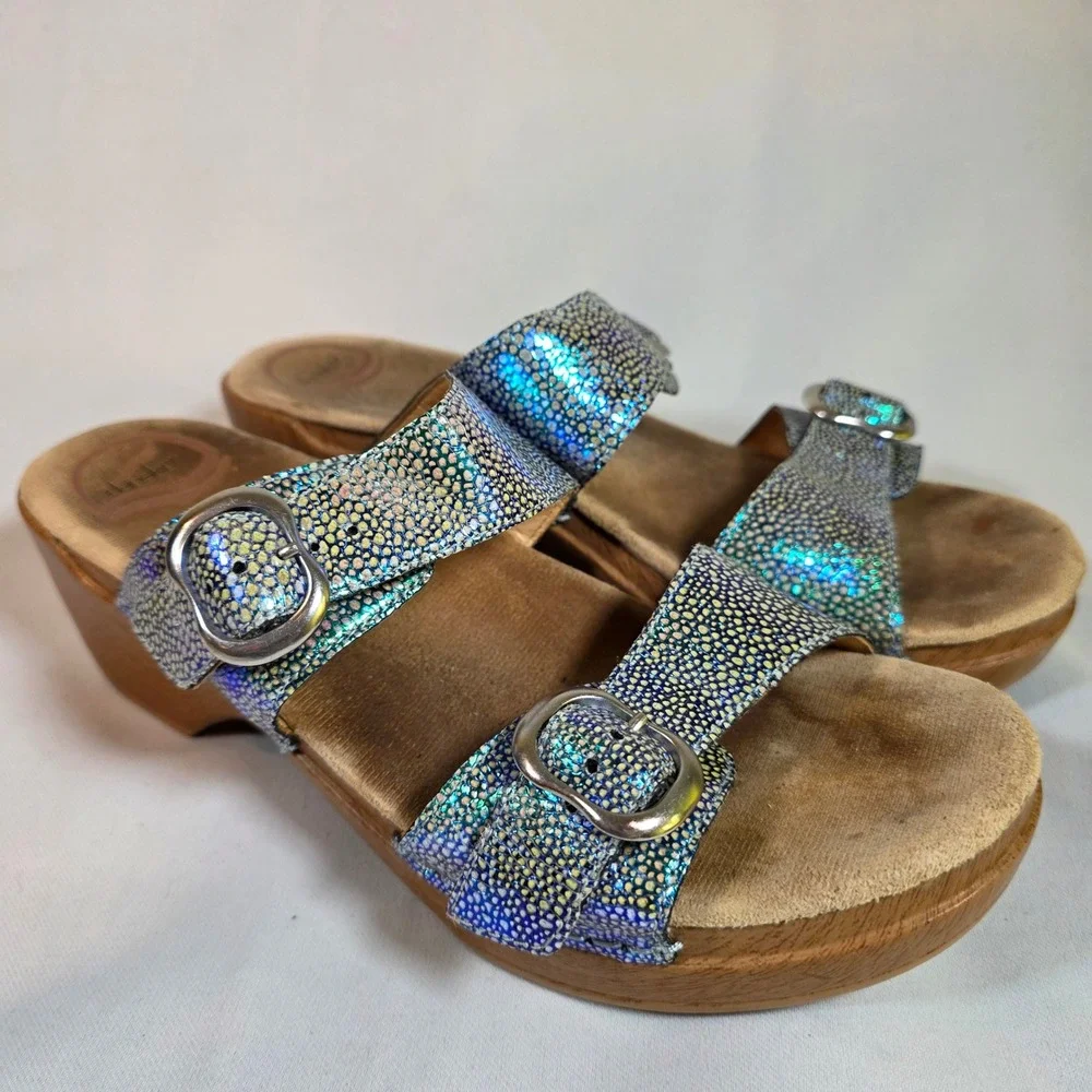 Dansko Sophie Sandals Iridescent Blue Leather Platform Wedge Womens 40 9.5
